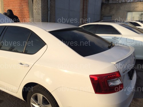 Козырек на стекло Skoda Octavia A7 2013- (стекловолокно)