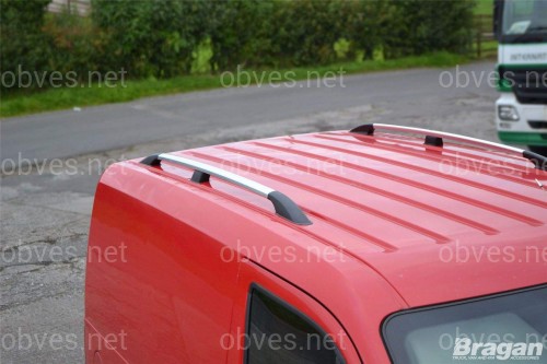 Рейлинги на крышу с металлическими креплениями Ford Connect 2004-2011 КОРОТКАЯ БАЗА 2007-2015 цвет под хром (полированный алюминий)