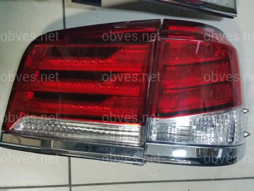 Задние фонари рестайлинг Lexus LX 570 2012-2015 красно-белые (комплект 4шт.) Задние фонари рестайлинг Lexus LX 570 2012-2015 красно-белые (комплект 4шт.)