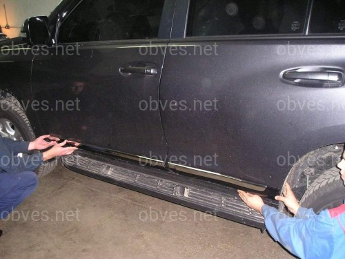 Молдинги на двери Toyota Land Cruiser Prado 150 / Lexus GX 460  цвет черный