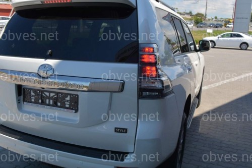 Задние дымчатые фонари Toyota Land Cruiser Prado 150 2009-2017