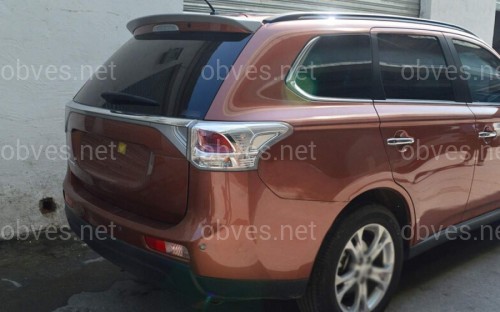 Спойлер козырек Mitsubishi Outlander 2012-2021 ABS пластик под покраску Спойлер козырек Mitsubishi Outlander 2012-2021 ABS пластик под покраску