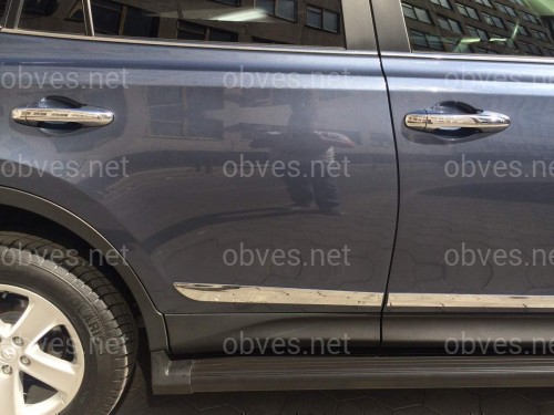 Молдинги дверей Toyota RAV-4 2013-2018 (хромированный пластик)
