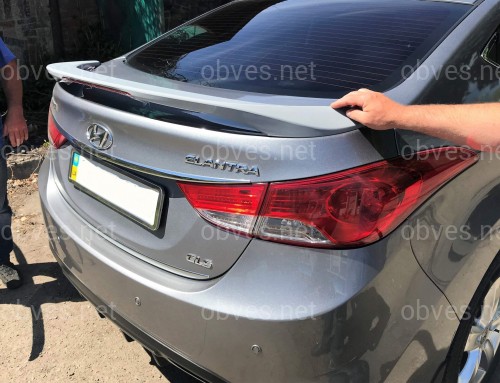 Спойлер на багажник Hyundai Elantra MD 2010-2015 со стоп сигналом ABS пластик