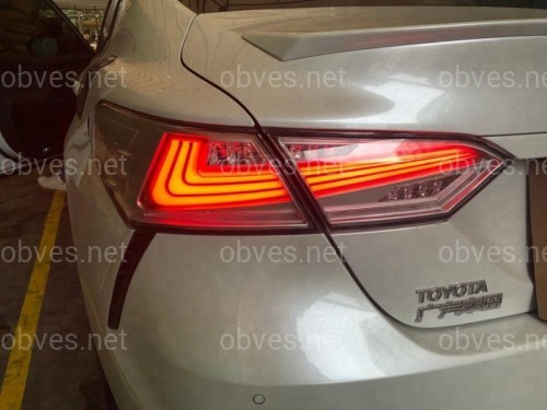 Задние диодные фонари Toyota Camry 70 2018- дымчатые Задние диодные фонари Toyota Camry 70 2018- дымчатые