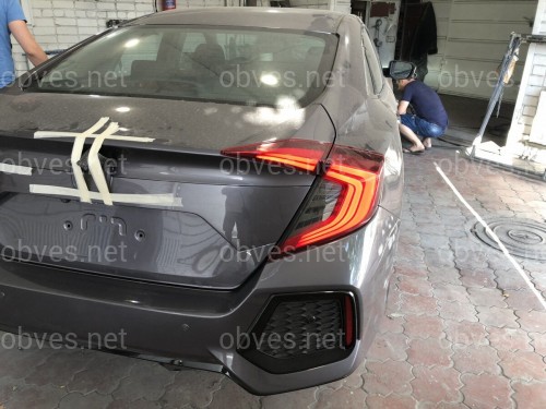 Бампер задний SI Honda Civic 4D 2016-2019 комплектный