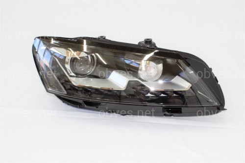 Передние фары Volkswagen Passat B7 USA 2011-2015