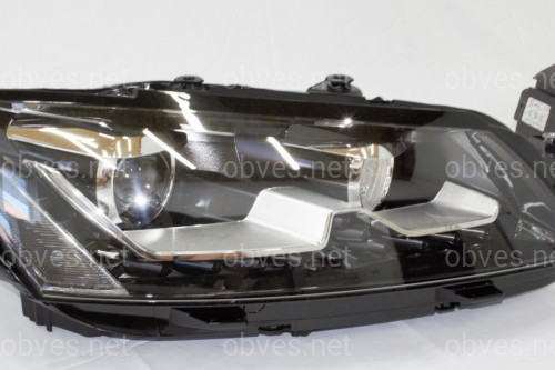 Передние фары Volkswagen Passat B7 USA 2011-2015