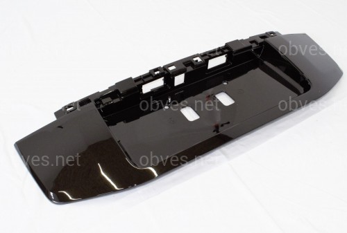 Вставка под номер (корыто) Toyota Land Cruiser Prado 150 2013-2017 цвет черный Вставка под номер (корыто) Toyota Land Cruiser Prado 150 2013-2017 цвет черный