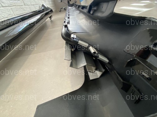 Боковые пороги Lexus GX 460 / Toyota Land Cruiser Prado 150 2009-2021 в черном цвете