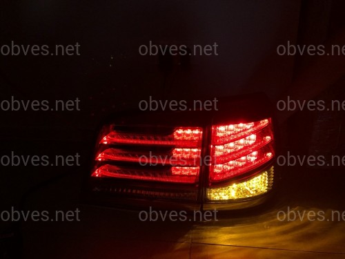 Задние фонари рестайлинг Lexus LX 570 2012-2015 красно-белые (комплект 4шт.) Задние фонари рестайлинг Lexus LX 570 2012-2015 красно-белые (комплект 4шт.)