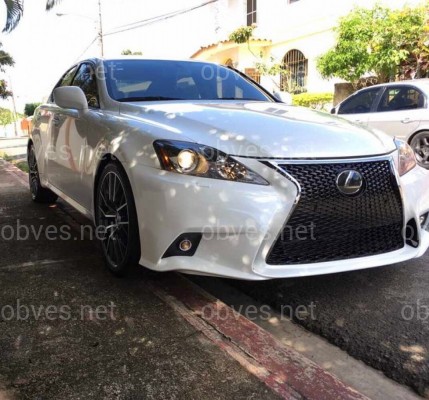 Бампер Lexus IS 2006-2012 в стиле F-SPORT 2013+ Бампер Lexus IS 2006-2012 в стиле F-SPORT 2013+
