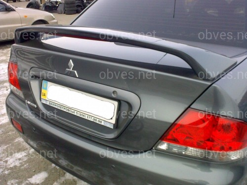 Спойлер на багажник со стоп сигналом Lancer 9 2004-2009 ABS пластик под покраску Спойлер на багажник со стоп сигналом Lancer 9 2004-2009 ABS пластик под покраску