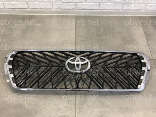 Решетка радиатора TRD Toyota Land Cruiser 200 2007-2015 темно-серая Решетка радиатора TRD Toyota Land Cruiser 200 2007-2015 темно-серая