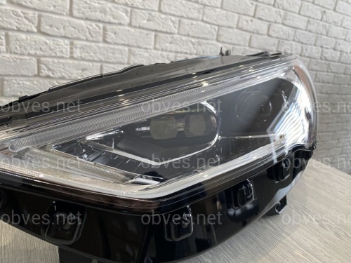 Передние LED фары Ford Fusion USA 2017-2021 (желтый габарит) Передние LED фары Ford Fusion USA 2017-2021 (желтый габарит)