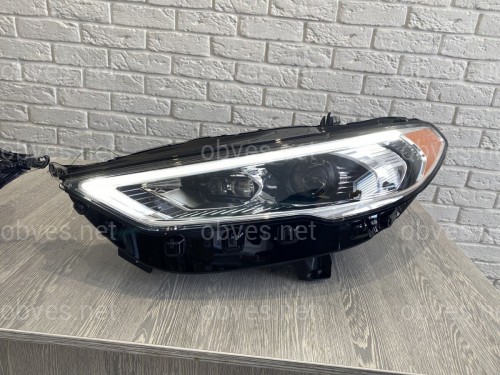 Передние LED фары Ford Fusion USA 2017-2021 (желтый габарит) Передние LED фары Ford Fusion USA 2017-2021 (желтый габарит)
