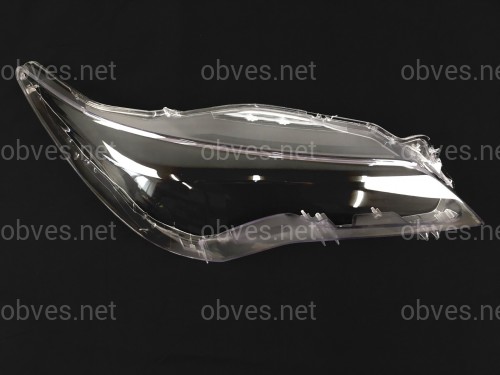 Стекло фары Toyta Camry USA 55 / 60 2015-2017 правое