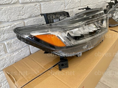 Фара правая Led + галоген Honda Accord 10 2017+ Фара правая Led + галоген Honda Accord 10 2017+