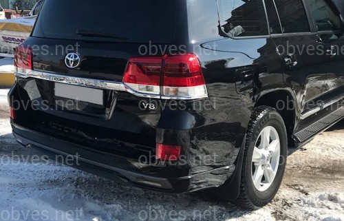 Обвес юбка заднего бампера Executive Toyota Land Cruiser 200 стиль 2016 цвет черный с серым