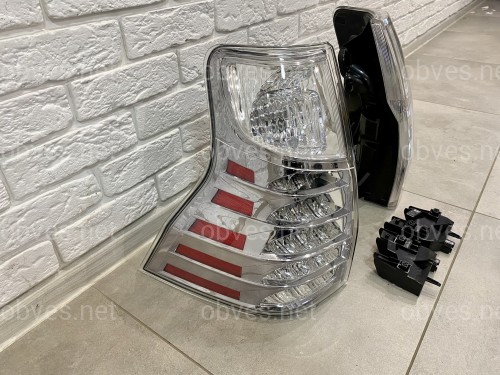 Задние фонари белые рестайлинг 2014+ Lexus GX 460 2009-2021 2шт. Задние фонари белые рестайлинг 2014+ Lexus GX 460 2009-2021 2шт.