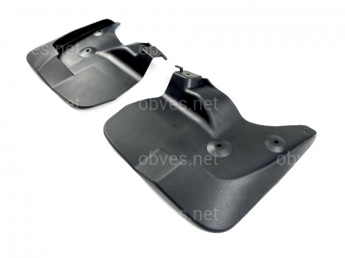 Комплект передних брызговиков для Lexus LX 570 2008-2015 / Toyota Land Cruiser 200 2007-2021 под подножки с подсветкой