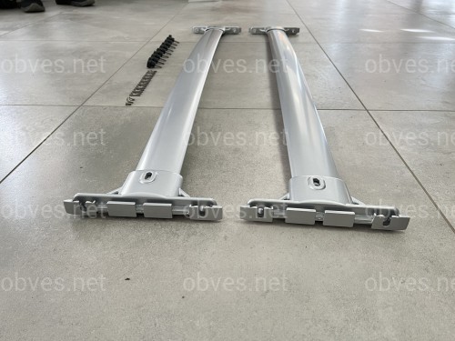Поперечные рейлинги для Toyota Land Cruiser 200 2007-2021 цвет серый Поперечные рейлинги для Toyota Land Cruiser 200 2007-2021 цвет серый