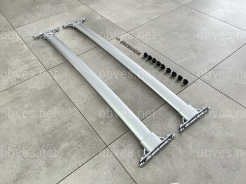 Поперечные рейлинги для Toyota Land Cruiser 200 2007-2021 цвет серый Поперечные рейлинги для Toyota Land Cruiser 200 2007-2021 цвет серый