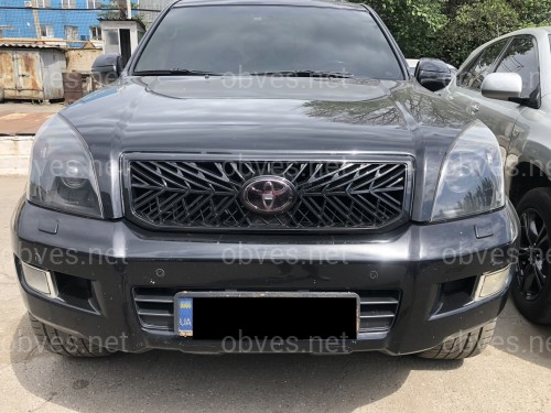 Решетка радиатора TRD Toyota Land Cruiser Prado 120 2003-2009 (без эмблемы) Решетка радиатора TRD Toyota Land Cruiser Prado 120 2003-2009 (без эмблемы)