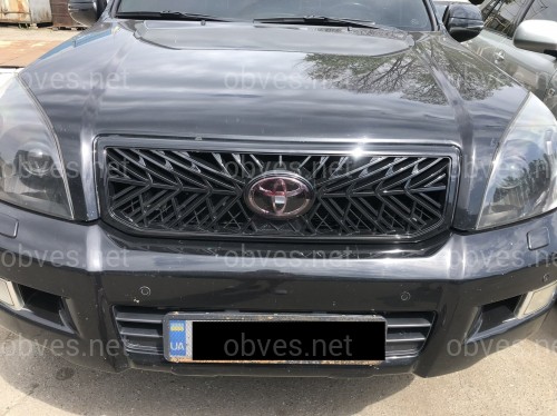 Решетка радиатора TRD Toyota Land Cruiser Prado 120 2003-2009 (без эмблемы) Решетка радиатора TRD Toyota Land Cruiser Prado 120 2003-2009 (без эмблемы)