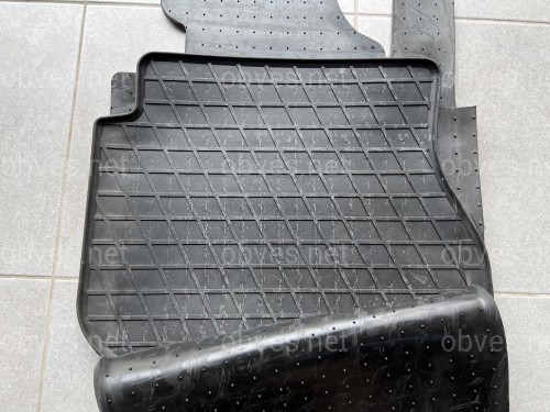 Ковры салона резиновые Stingray Volkswagen Caddy / Touran 03- / 10- 4 шт. Ковры салона резиновые Stingray Volkswagen Caddy / Touran 03- / 10- 4 шт.