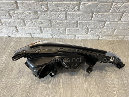 Левая фара галоген Toyota RAV 4 АМЕРИКА 2013-2015 Левая фара галоген Toyota RAV 4 АМЕРИКА 2013-2015