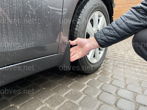 Брызговики передние Toyota Camry 40 2006-2012 оригинальный дизайн комплект 2 шт Брызговики передние Toyota Camry 40 2006-2012 оригинальный дизайн комплект 2 шт
