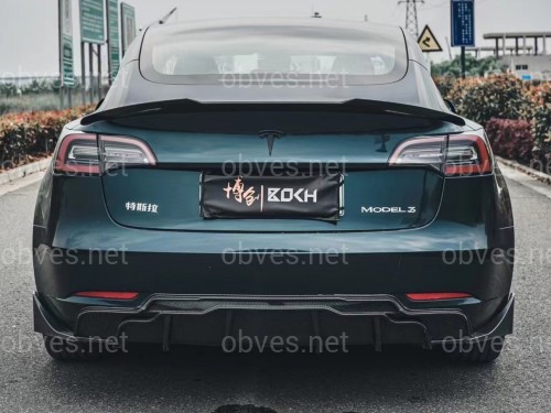 Спойлер лип багажника Tesla model 3 2017-  ABS пластик, цвет черный глянец