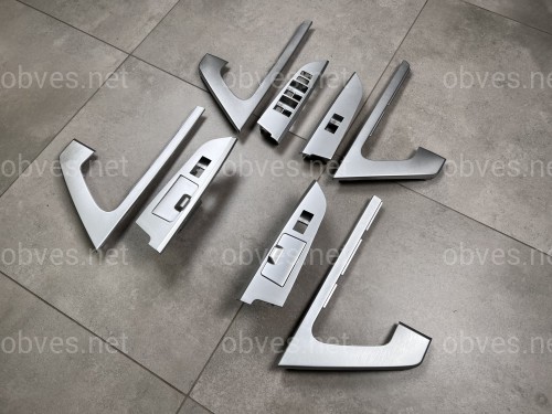 Накладки дверей Toyota Land Cruiser 200 Накладки дверей Toyota Land Cruiser 200
