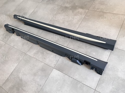 Пороги AMG Mercedes C-class W205 2014-2021 2шт. Пороги AMG Mercedes C-class W205 2014-2021 2шт.