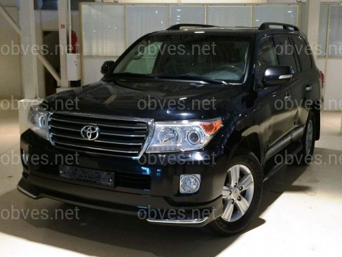 Юбка переднего бампера Toyota Land Cruiser 200 2012-2015 в черном цвете