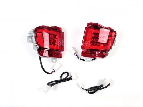 LED задние габариты (туманки) Toyota Land Cruiser 200 2015-2022 красные, 2шт.
