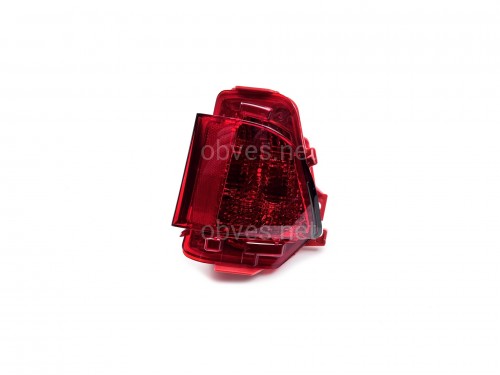 Задний правый габарит (противотуманка) Lexus LX570 2015-2021 8145760100