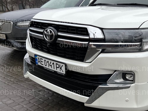 Решетка радиатора дизайн 2021 для Toyota Land Cruiser 200 2015-2021