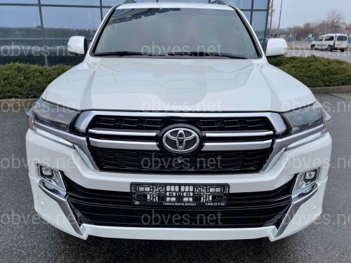 Решетка радиатора дизайн 2021 для Toyota Land Cruiser 200 2015-2021