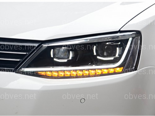 Фары Volkswagen Jetta 2010-2018 в стиле Passat B8