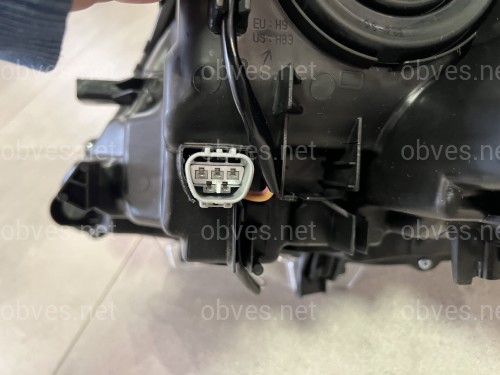 Правая фара Lexus RX 2012-2015 ксенон без AFS Правая фара Lexus RX 2012-2015 ксенон без AFS