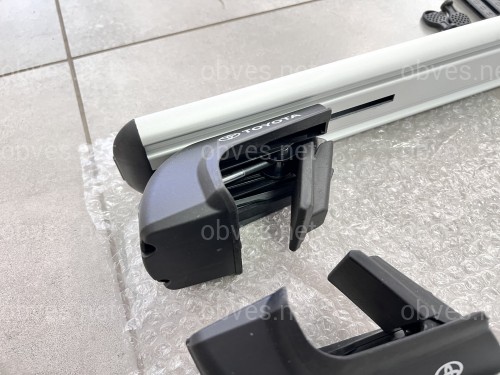 Оригинальные поперечные рейлинги Toyota Land Cruiser Prado 150 2009-2023 Оригинальные поперечные рейлинги Toyota Land Cruiser Prado 150 2009-2023
