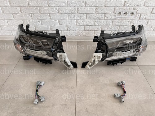 Фары FULL LED 3 линзы Toyota Land Cruiser 200 2015-2022 (левая+правая) Фары FULL LED 3 линзы Toyota Land Cruiser 200 2015-2022 (левая+правая)