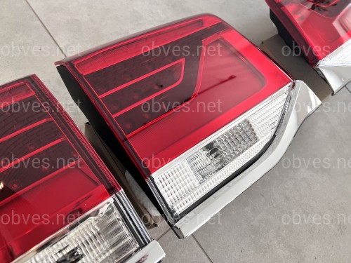 Задние фонари OEM Toyota Land Cruiser 200 2016-2021 Задние фонари OEM Toyota Land Cruiser 200 2016-2021