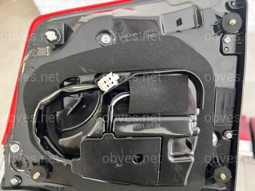 Задние фонари OEM Toyota Land Cruiser 200 2016-2021 Задние фонари OEM Toyota Land Cruiser 200 2016-2021