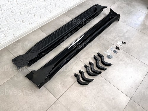 Пороги боковые Lexus LX 570 / Toyota Land Cruiser 200 2007-2021 в стиле LX 570 2016+ цвет черный