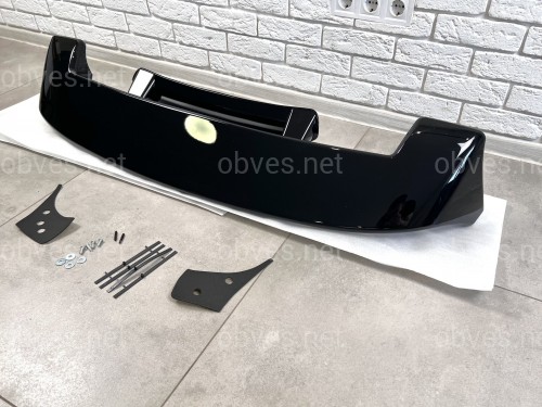 Спойлер козырек Toyota Land Cruiser 100 / Lexus LX 470 1998-2007 ABS пластик цвет черный, модель Maxi