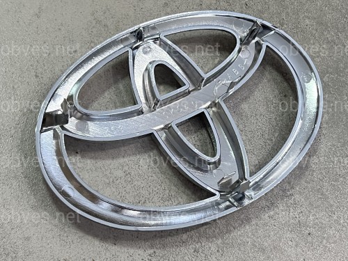 Эмблема лого на решетку Toyota Land Cruiser 200 2012-2015 Эмблема лого на решетку Toyota Land Cruiser 200 2012-2015