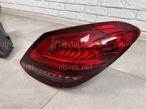 Задние LED фонари рестайлинг 2019+ для Mercedes-Benz C-class W205 2015-2021 2шт.